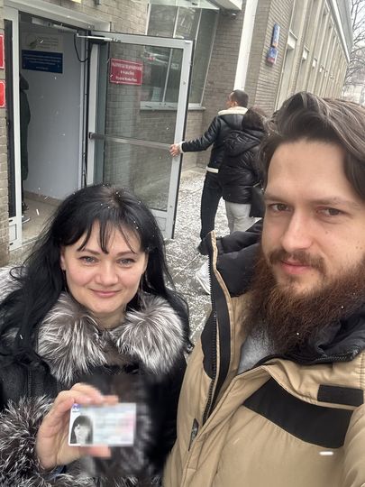 Клиент с полученной картой побыту
